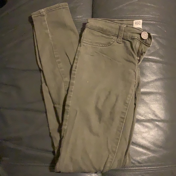 Army Green stretch jean - Picture 3 of 3
